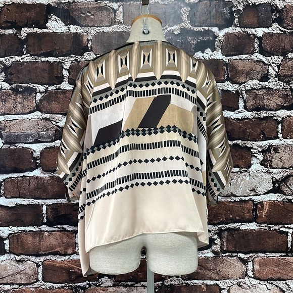 Systemaction Poncho Cardigan Shrug Lightweight Brown Geometric Print One Size - Picture 6 of 10
